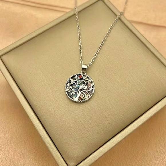 Fashion Jewelry Silvertone Owl/Tree of Life Pendant Necklace, NWOT - Picture 3 of 4